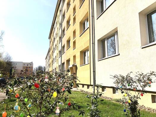 Wohnung zur Miete 279 € 3 Zimmer 58,3 m² 5. Geschoss Unnaer Straße 8 Döbeln 04720