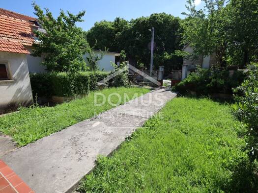 Einfamilienhaus zum Kauf 150.000 € 3 Zimmer Drniš 22320