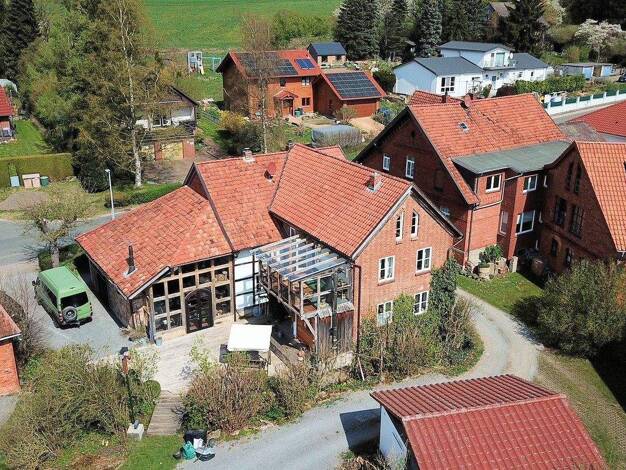 Mehrfamilienhaus zum Kauf provisionsfrei 595.000 € 12 Zimmer 280 m² 1.500 m² Grundstück Lauenauer Straße 39 Nienstedt Bad Münder 31848