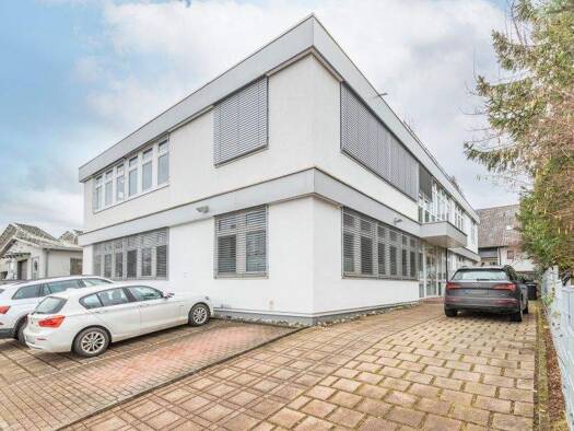 Wohnung zum Kauf 329.000 € 5 Zimmer 223 m² 1. Geschoss frei ab 01.05.2026 Dürnau 73105