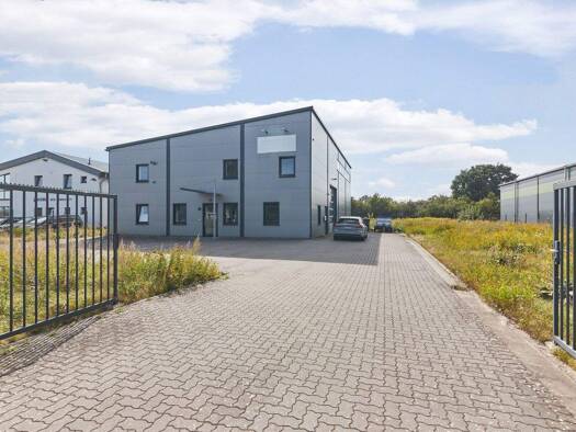 Lagerhalle zum Kauf 750.000 € 450 m² Lagerfläche Oyten 28876