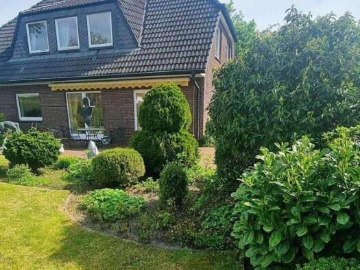 Einfamilienhaus zum Kauf 1.075.000 € 5 Zimmer 150 m² 700 m² Grundstück Wellingsbüttel Hamburg 22391