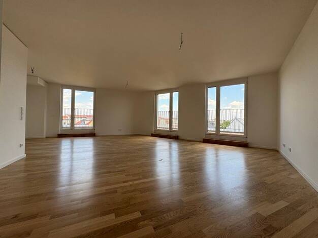 Wohnung zur Miete 1.947 € 4 Zimmer 154,6 m² 6. Geschoss Lutherstraße Neustadt-Neuschönefeld Ost 04315