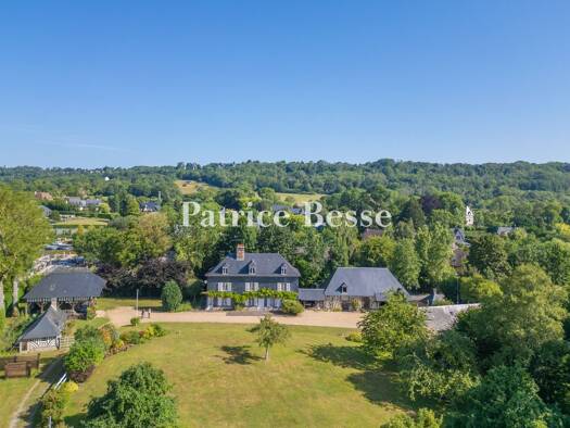 Herrenhaus zum Kauf 1.985.500 € 12 Zimmer 413 m² 5.742 m² Grundstück Deauville 14800
