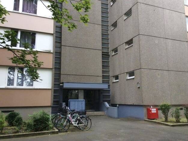 Wohnung zur Miete 391 € 1 Zimmer 41,2 m² 1. Geschoss frei ab 18.12.2025 Sudetenstraße 50 Hermülheim Hürth 50354