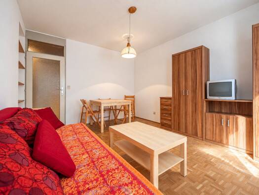 Wohnung zum Kauf 270.000 € 2 Zimmer 33,7 m² Sankt Johanner Straße Kitzbühel 6370