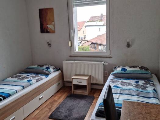 WG-Zimmer zur Miete Wohnen auf Zeit 590 € 15 m² frei ab 30.12.2025 Vaihinger Strasse 0 Möhringen Stuttgart-Möhringen 70567