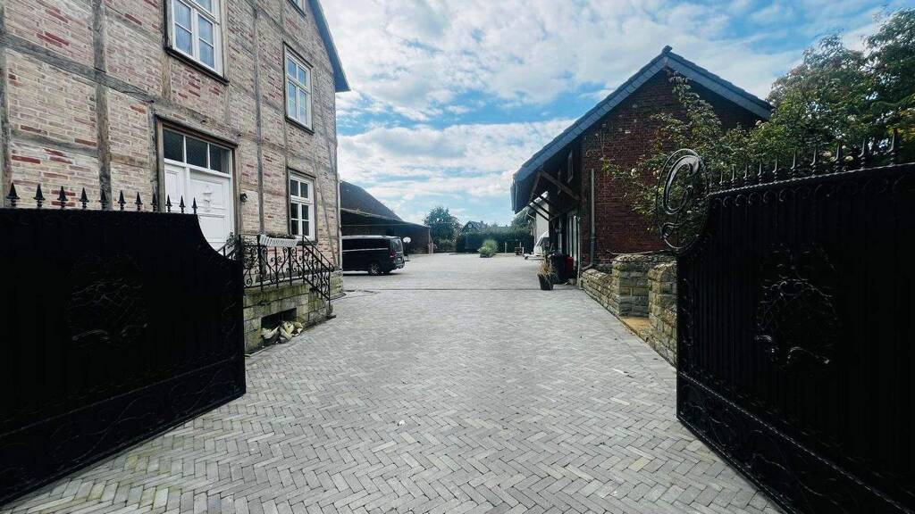 Haus zum Kauf 790.000 € 6 Zimmer 221,8 m² 5.208 m² Grundstück Opmünden Bad Sassendorf 59505