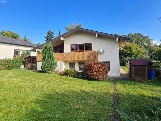 Einfamilienhaus zum Kauf 395.000 € 6 Zimmer 150 m² 871 m² Grundstück Heldritt Bad Rodach 96476