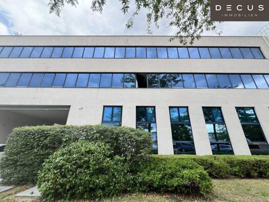 Büro zur Miete 9 € teilbar ab 372 m² Wien 1230