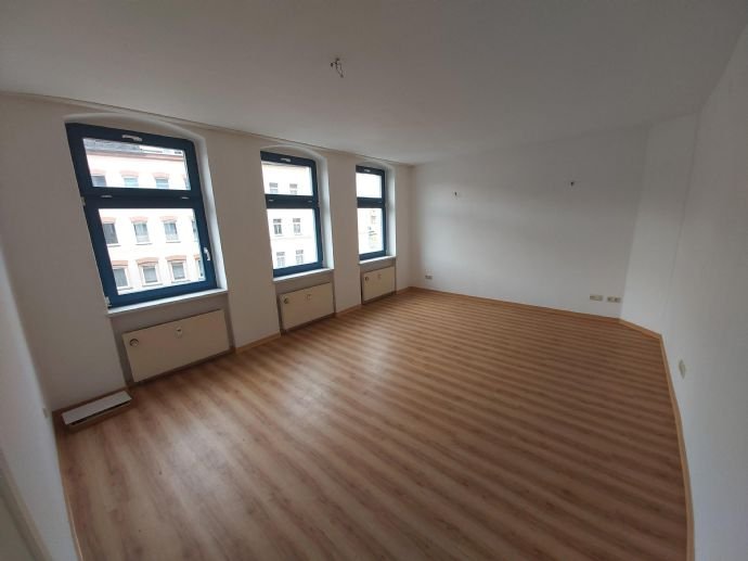 Wohnung zur Miete 345 € 3 Zimmer 69 m²<br/>Wohnfläche 1.<br/>Geschoss ab sofort<br/>Verfügbarkeit Döbeln Döbeln 04720