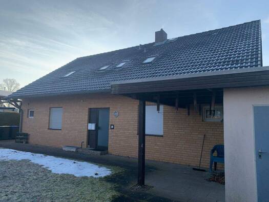Mehrfamilienhaus zum Kauf als Kapitalanlage geeignet 347.500 € 6 Zimmer 164 m² 640 m² Grundstück Lachendorf 29331