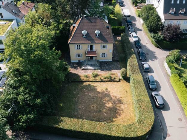 Haus zum Kauf 2.600.000 € 9,5 Zimmer 240 m² 1.167 m² Grundstück frei ab sofort Stuttgart 70597