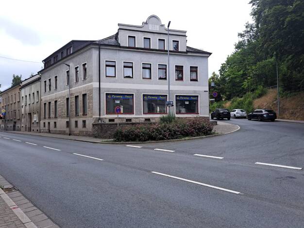 Wohnung zum Kauf 75.000 € 5 Zimmer 153 m² 1. Geschoss Adorf 08626