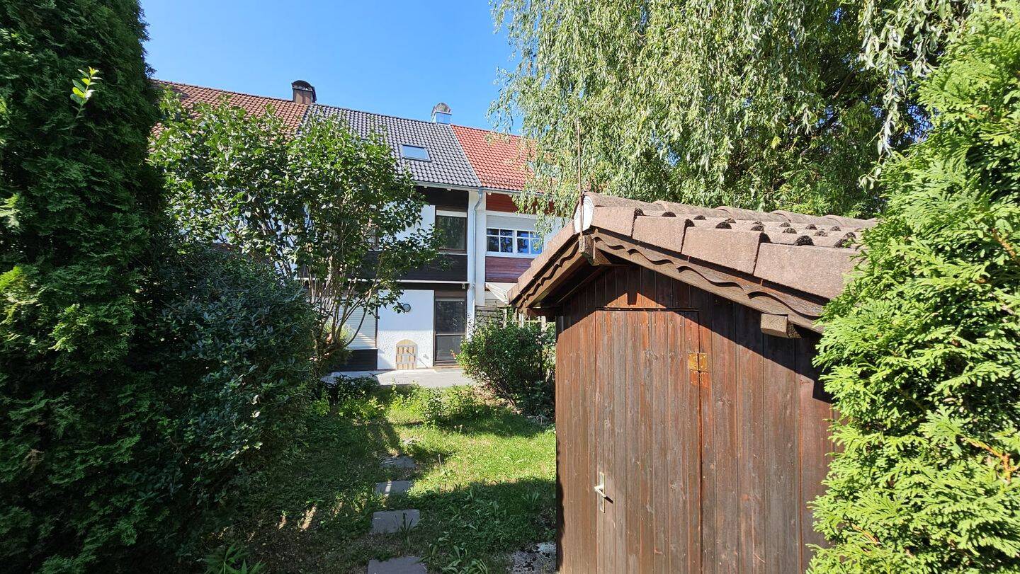 Sonniges Familiendomizil * Vollmöbliert * Kernsaniert * Pelletheizung * neues Dach