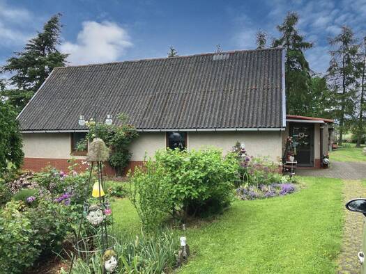 Einfamilienhaus zum Kauf 130.000 € 3 Zimmer 66,5 m² 2.201 m² Grundstück Axelshof Kummerow 17139