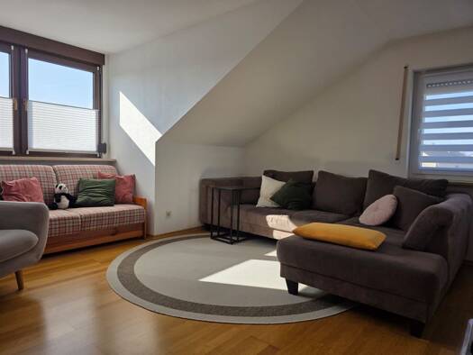 Wohnung zur Miete 850 € 3 Zimmer 79 m² Geschoss 3/3 frei ab 01.06.2026 Markgrafenstraße 10 Langenzenn 90579