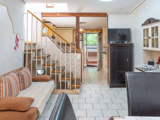 Doppelhaushälfte zum Kauf 399.000 € 3,5 Zimmer 94,4 m² 166 m² Grundstück Lörrach 79540