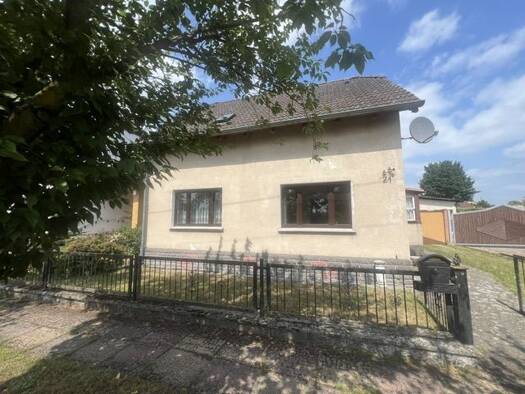 Einfamilienhaus zum Kauf 299.000 € 5,5 Zimmer 120 m² 876 m² Grundstück Klosterfelde Wandlitz 16348