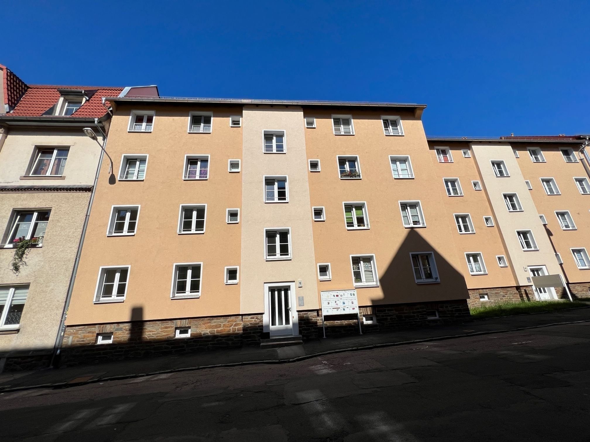 Wohnung zur Miete 270 € 2 Zimmer 40,8 m²<br/>Wohnfläche 3.<br/>Geschoss ab sofort<br/>Verfügbarkeit Breithauptstraße 12 Donatsviertel Freiberg 09599