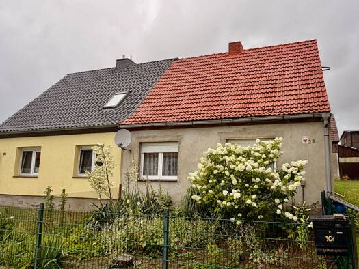 Doppelhaushälfte zum Kauf 119.000 € 4 Zimmer 80 m² 3.580 m² Grundstück frei ab sofort Blankensee 28 Blankensee Mittenwalde 17268