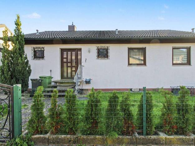 Einfamilienhaus zum Kauf 598.000 € 6 Zimmer 182 m² 688 m² Grundstück Aisch Adelsdorf 91325