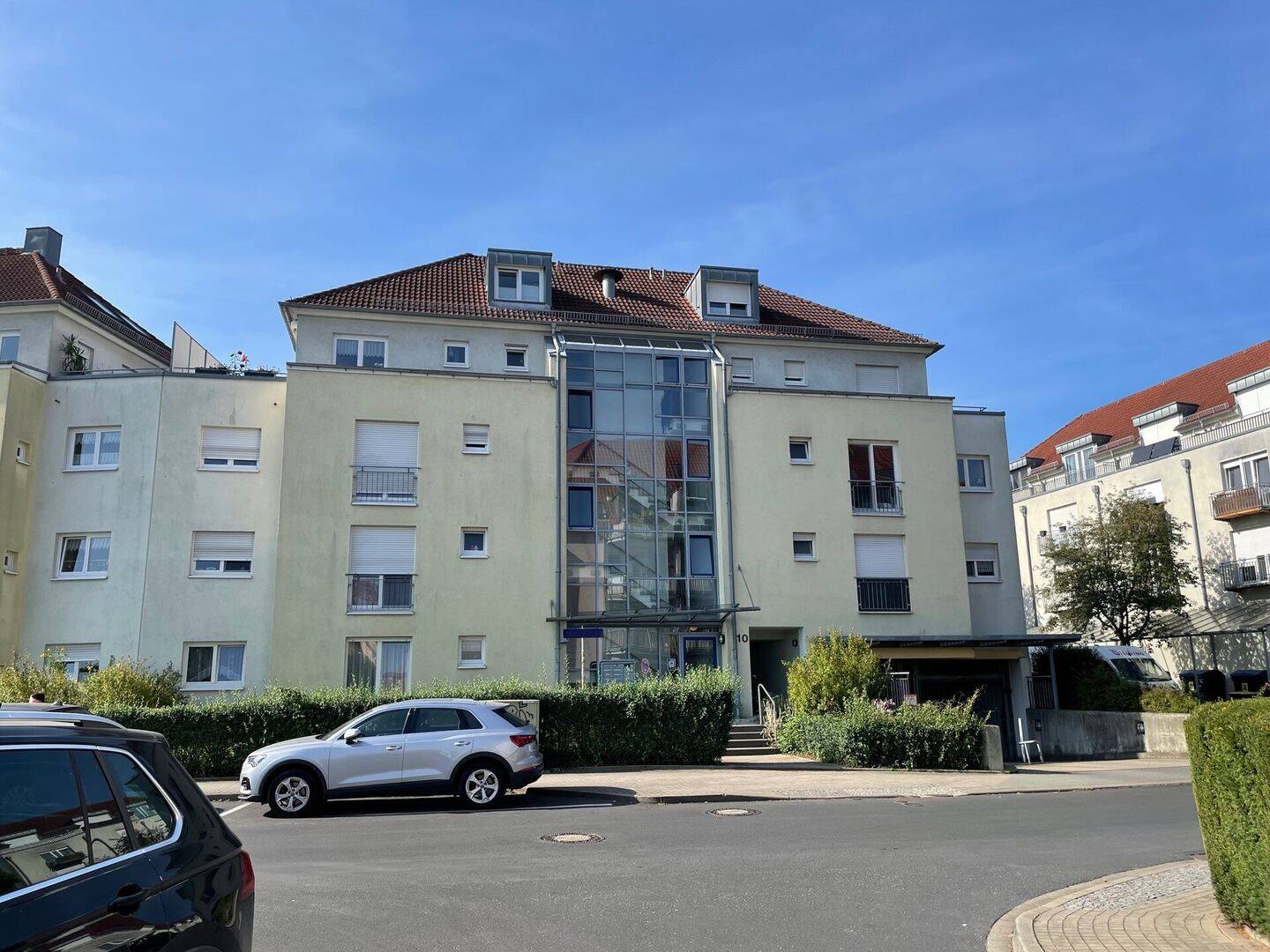 Property thumbnail 2