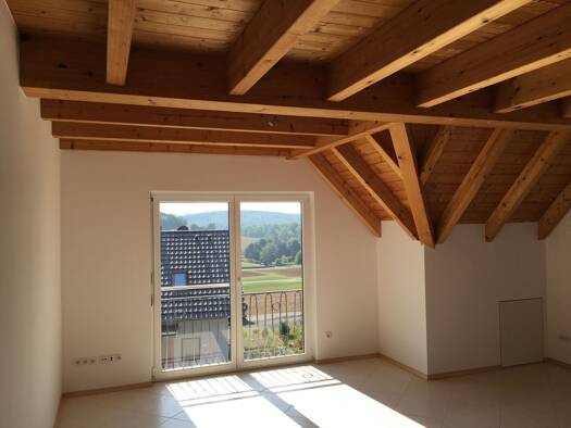 Wohnung zur Miete 900 € 5 Zimmer 124 m² Geschoss 1/3 frei ab 01.02.2026 Julius-Echter-Straße 8 Greußenheim 97259
