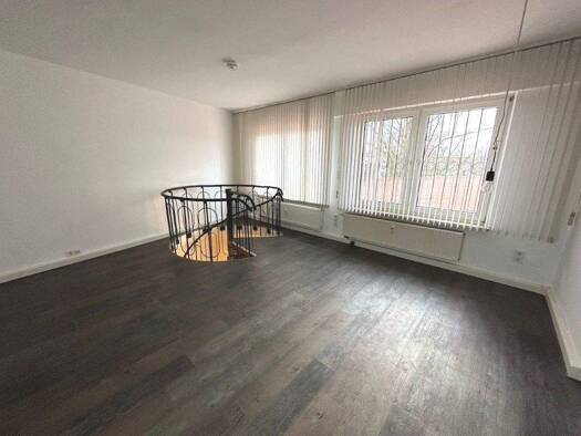Maisonette zur Miete 750 € 1,5 Zimmer 80 m² frei ab sofort Mittelbachstraße 1 Gartenstadt Bamberg 96052