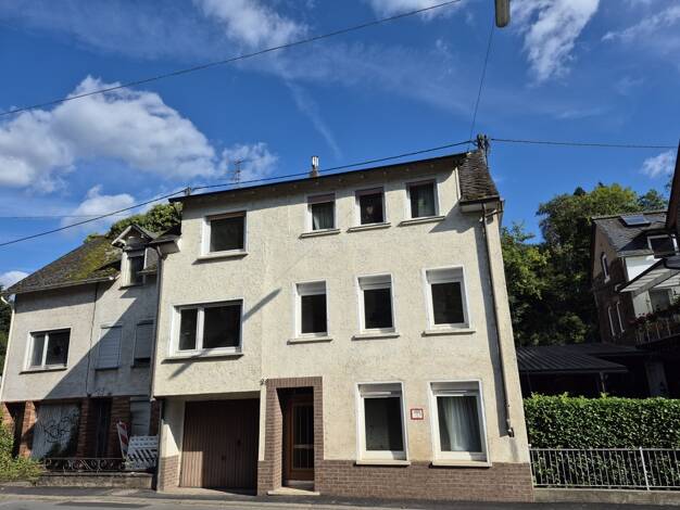 Reihenendhaus zum Kauf 55.000 € 6 Zimmer 136 m² 133 m² Grundstück Trarbach Traben-Trarbach 56841