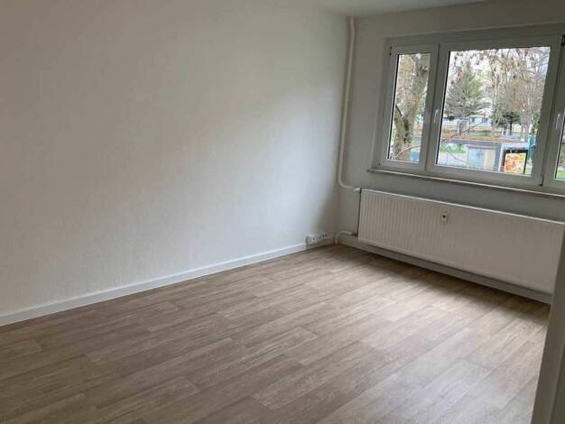 Wohnung zur Miete 437 € 3 Zimmer 69,8 m² EG frei ab 10.04.2026 Sosaer Str. 14 Thekla Leipzig 04349