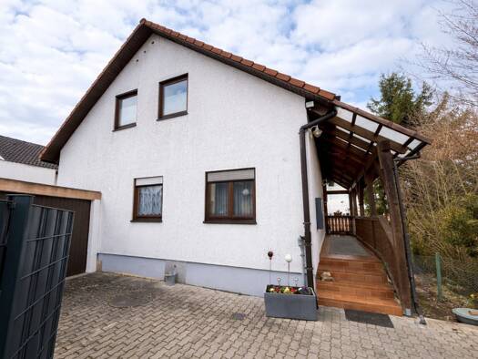 Mehrfamilienhaus zum Kauf 460.000 € 6 Zimmer 156 m² 464 m² Grundstück Schwandorf 92421