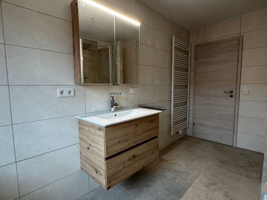 Studio zur Miete 1.180 € 4 Zimmer 122 m² 2. Geschoss Dekan-Hofmeier-Straße 21 21 Oberlauterbach 85283