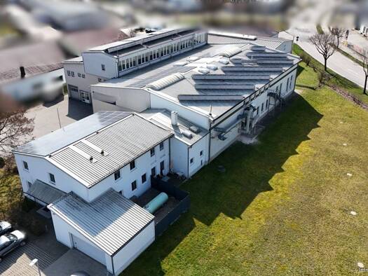 Produktionshalle zum Kauf 1.790.000 € 930,8 m² Lagerfläche Hengersberg Hengersberg 94491