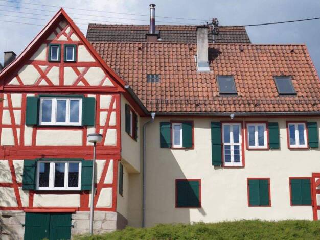 Mehrfamilienhaus zum Kauf 459.000 € 8,5 Zimmer 220 m² 118 m² Grundstück Sulzbach 71560