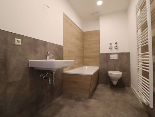 Studio zur Miete - Erstbezug 340 € 1 Zimmer 43 m² 1. Geschoss Jakobstr. 33 Innenstadt Görlitz 02826