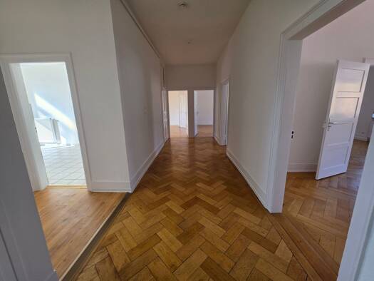 Wohnung zur Miete 1.800 € 4 Zimmer 135 m² frei ab sofort Süd Stuttgart 70180