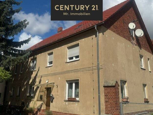 Mehrfamilienhaus zum Kauf 179.000 € 10 Zimmer 250,7 m² 4.960 m² Grundstück frei ab sofort Sernow Niederer Fläming 14913
