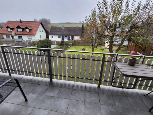 Wohnung zur Miete 700 € 4 Zimmer 108 m² frei ab 01.03.2026 Eilsbrunn Sinzing 93161