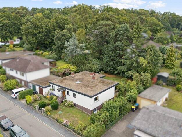 Einfamilienhaus zum Kauf 374.000 € 7 Zimmer 170 m² 808 m² Grundstück Rödgen Gießen 35394