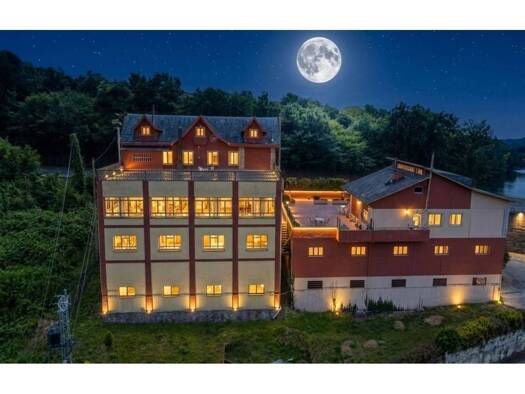 Verkaufsfläche zum Kauf 730.000 € 1.500 m² Verkaufsfläche N-634 427 Grau / Grado 33892