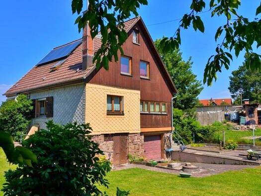 Einfamilienhaus zum Kauf 119.000 € 5 Zimmer 120 m² 585 m² Grundstück Hildburghausen Hildburghausen 98646