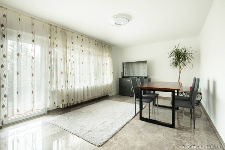 Wohnung zum Kauf 275.000 € 4 Zimmer 98 m² 2. Geschoss frei ab sofort Müllheim Müllheim 79379