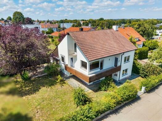 Einfamilienhaus zum Kauf 329.000 € 7 Zimmer 179 m² 696 m² Grundstück Haigerloch Haigerloch 72401