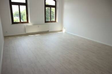 Studio zur Miete 325 € 2 Zimmer 60 m² 3. Geschoss frei ab 01.08.2025 Matthesstraße 80 Schloßchemnitz 027 Chemnitz 09113