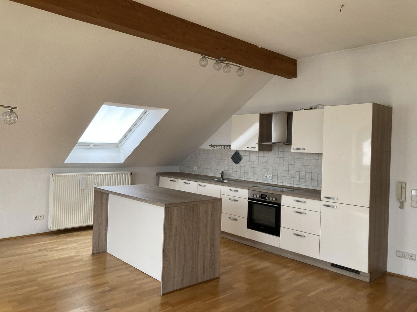 Wohnung zur Miete 950 € 3 Zimmer 100 m²<br/>Wohnfläche 1.<br/>Geschoss 01.03.2025<br/>Verfügbarkeit Bgm.-Wegerer Strasse 4 Trunkelsberg 87779