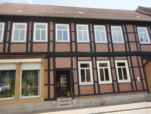 Haus zum Kauf 370.000 € 8 Zimmer 255 m² 2.400 m² Grundstück Walbeck Weferlingen 39356