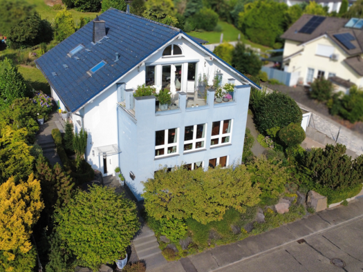 Einfamilienhaus zum Kauf provisionsfrei 868.000 € 8 Zimmer 305 m² 1.034 m² Grundstück Höhr-Grenzhausen 56203