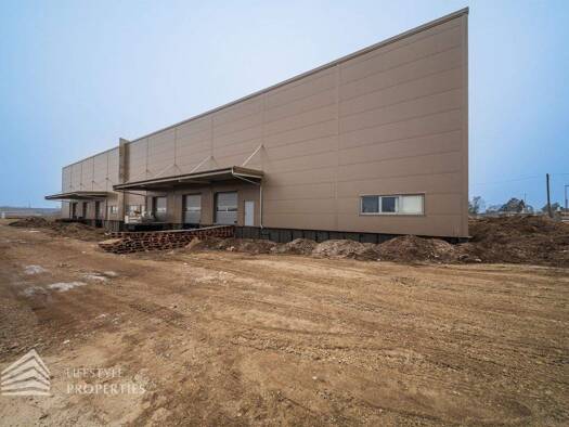 Lagerhalle zur Miete 1.800 € 300 m² Lagerfläche Münchendorf 2482