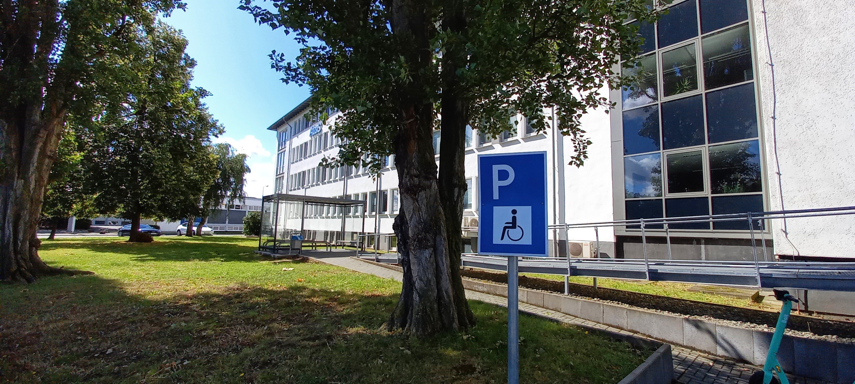 Büro-/Praxisfläche zur Miete 557 m²<br/>Bürofläche von 557 m² bis 1.114 m²<br/>Teilbarkeit Bettenhausen Kassel 34123